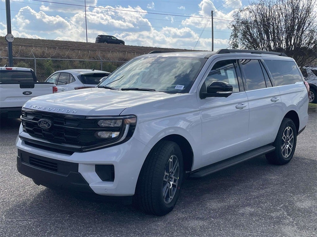 2025 Ford Expedition Max Active