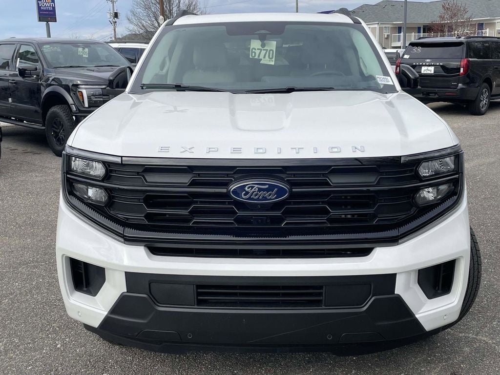 2026 Ford Expedition Active