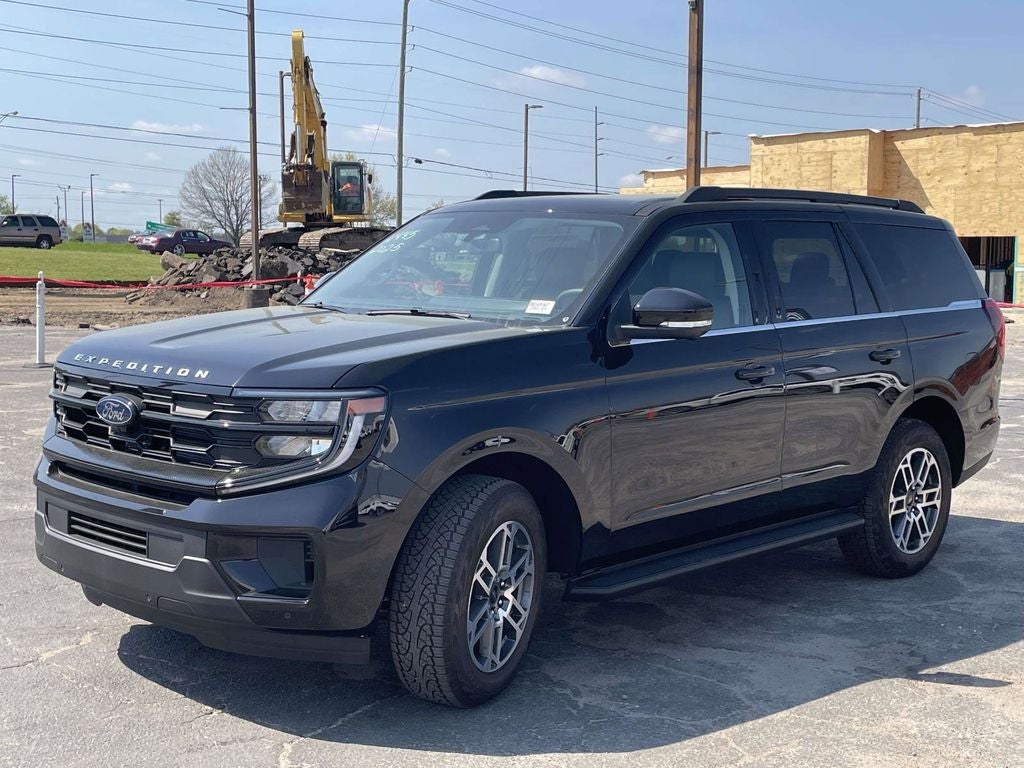 2025 Ford Expedition Active