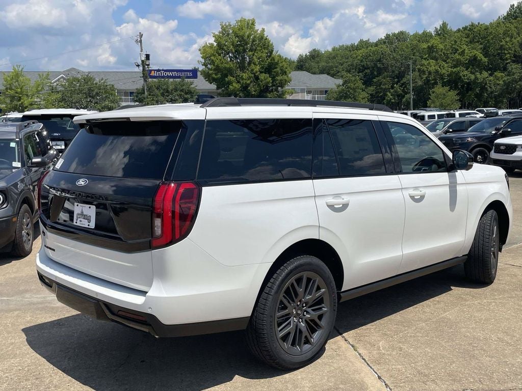 2027 Ford Expedition Platinum