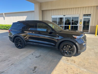 2023 Ford Explorer ST-Line