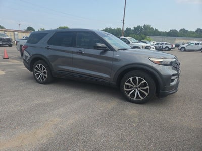 2022 Ford Explorer ST-Line