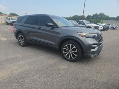 2022 Ford Explorer ST-Line