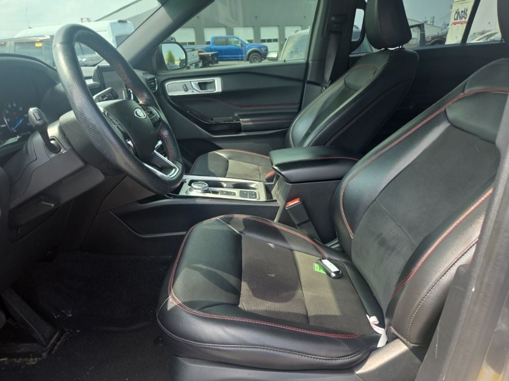 2022 Ford Explorer ST-Line