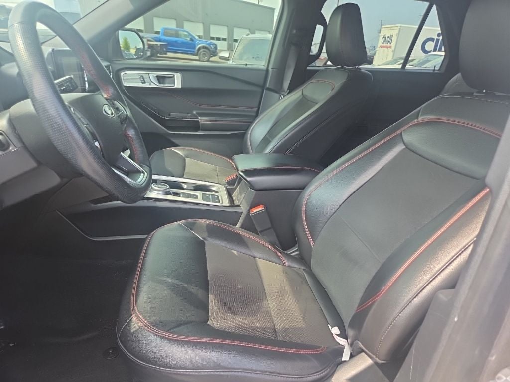 2022 Ford Explorer ST-Line
