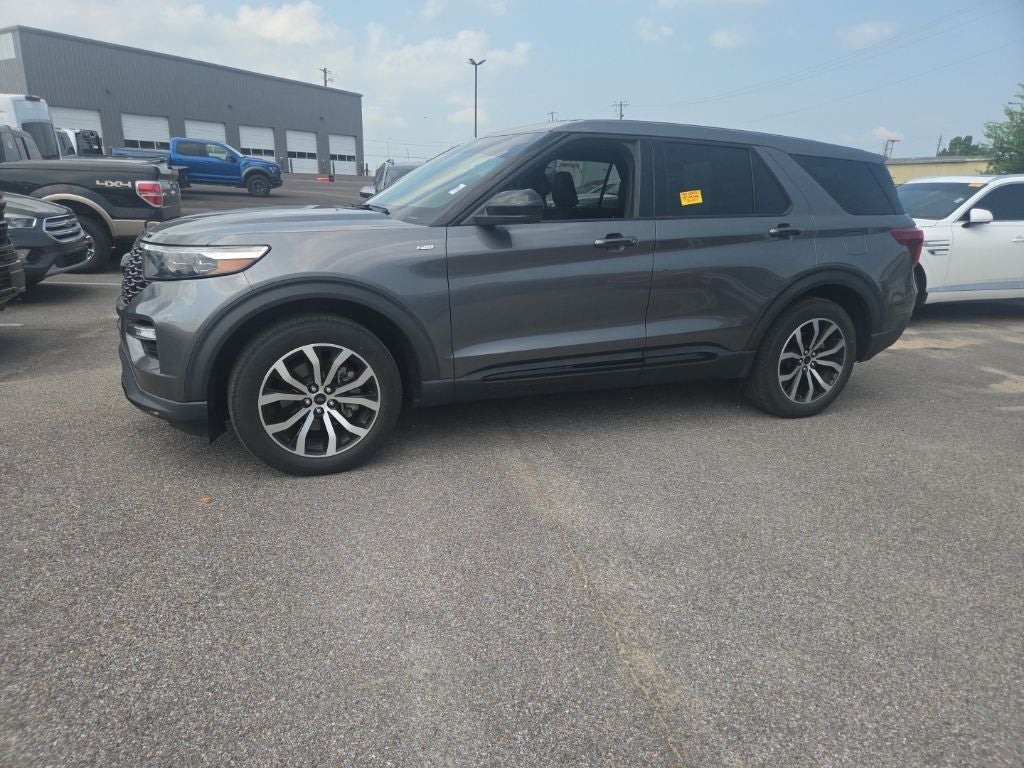 2022 Ford Explorer ST-Line