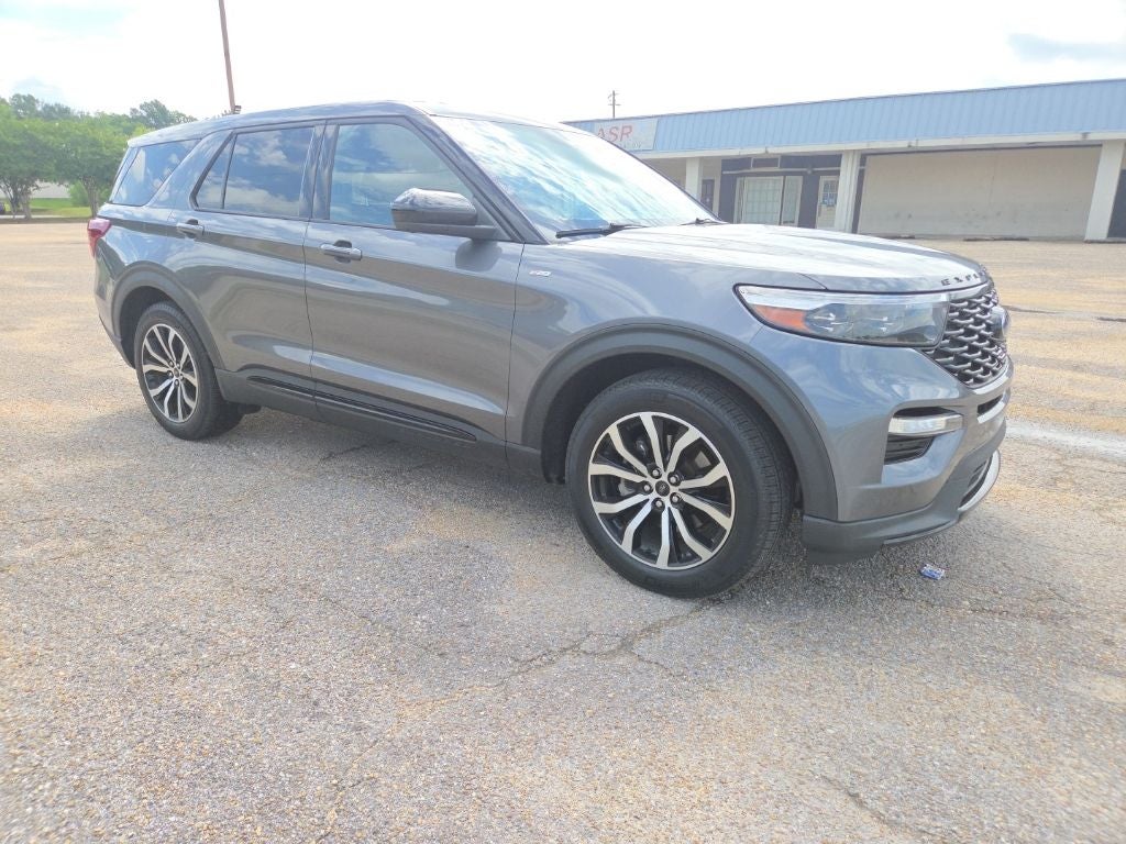2022 Ford Explorer ST-Line