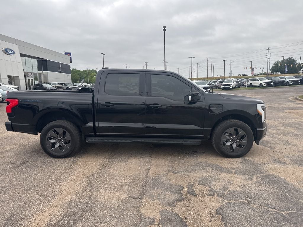 2022 Ford F-150 Lightning Lariat