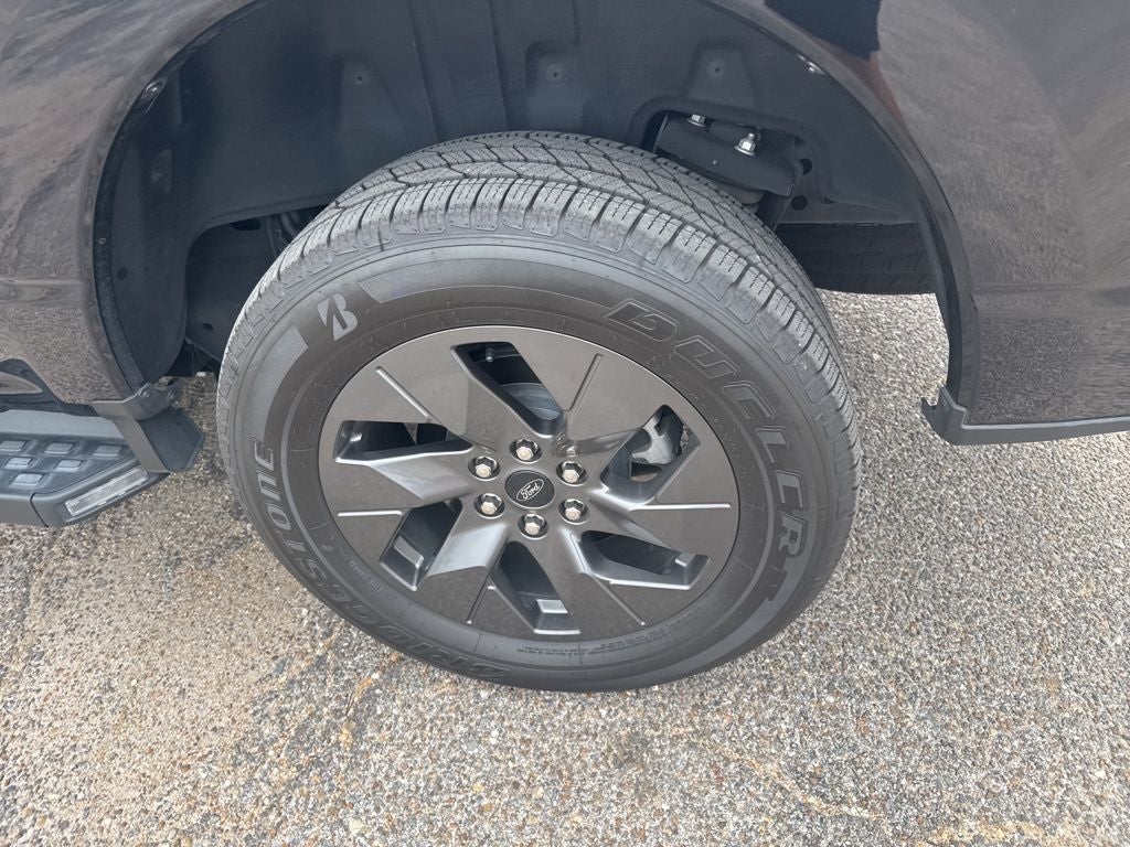 2022 Ford F-150 Lightning Lariat