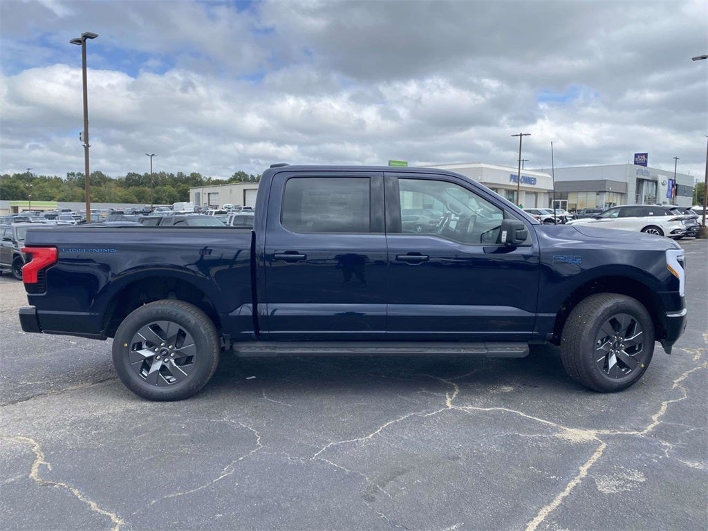 2025 Ford F-150 Lightning Flash
