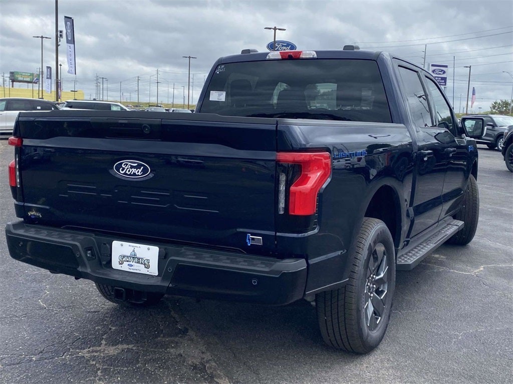 2025 Ford F-150 Lightning Flash