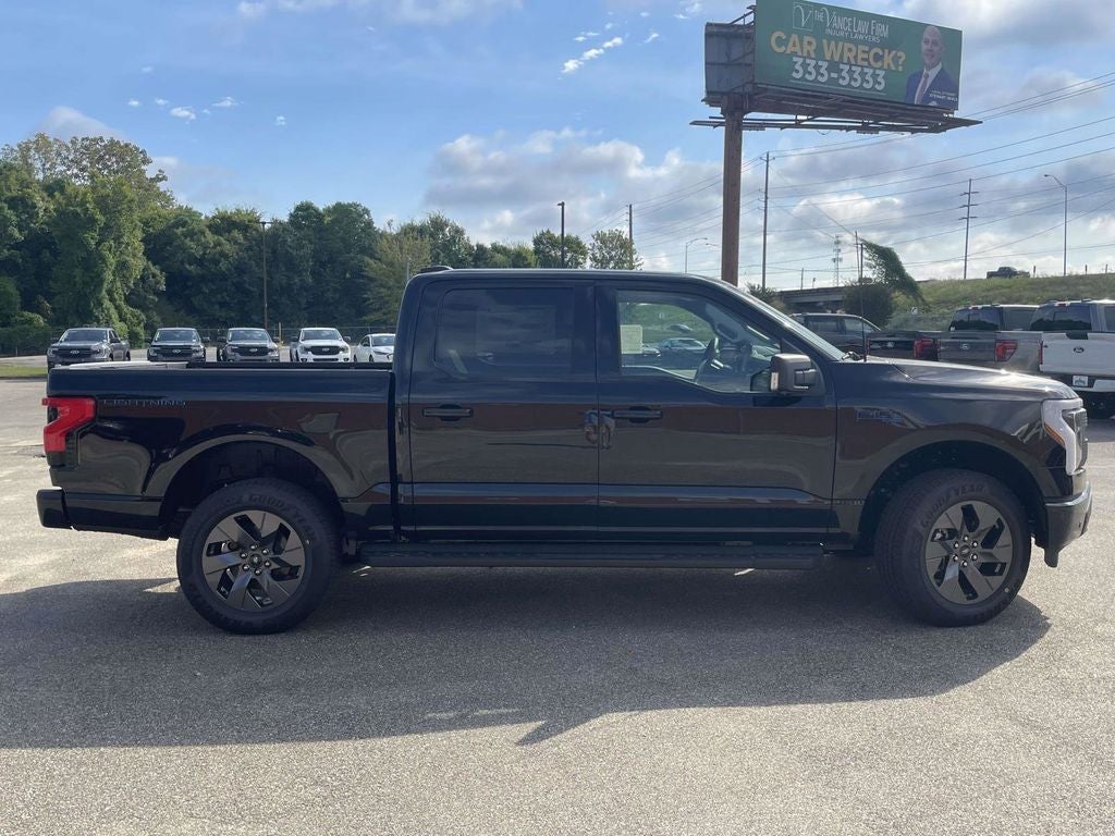 2025 Ford F-150 Lightning Flash