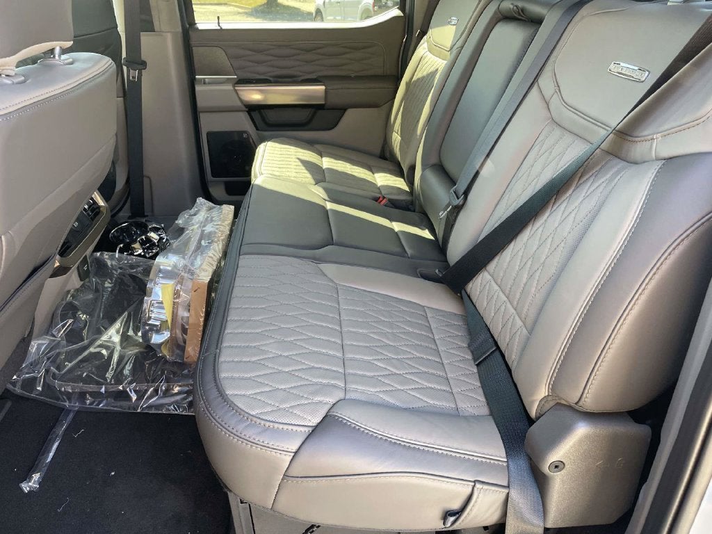 2027 Ford F-250SD Platinum