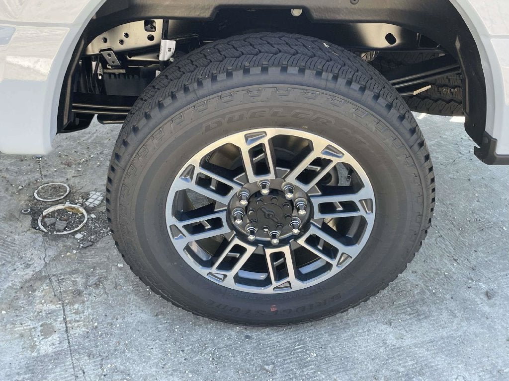 2027 Ford F-250SD Platinum