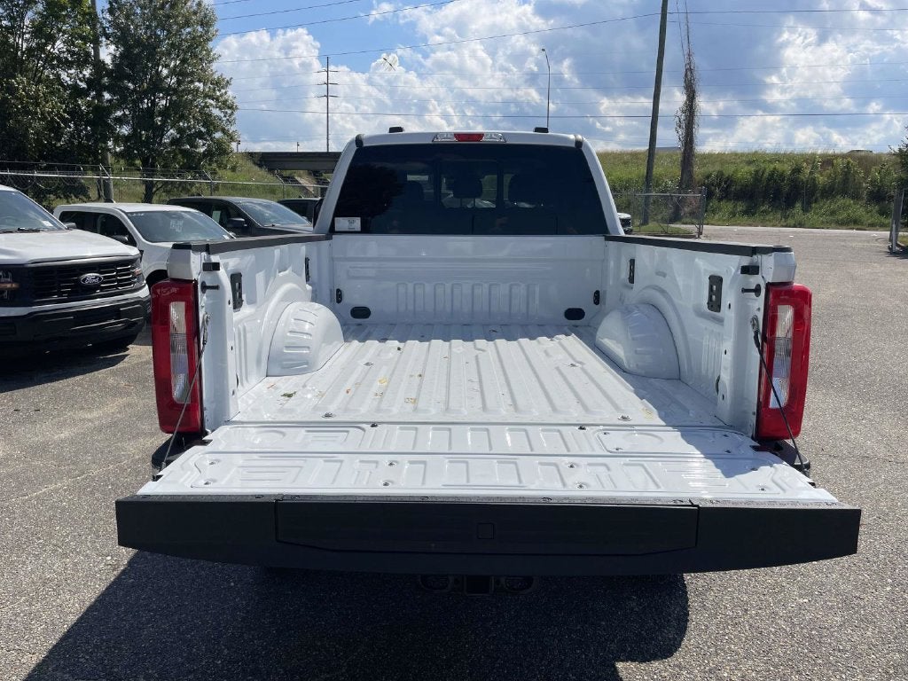 2027 Ford F-250SD XLT