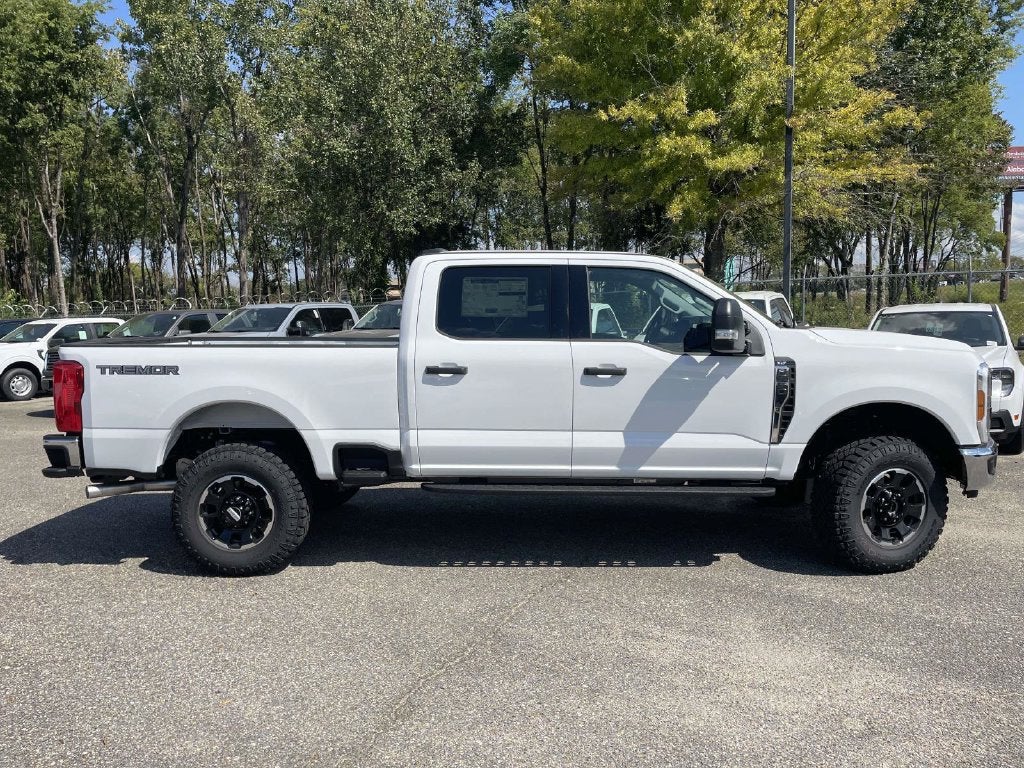 2027 Ford F-250SD XLT