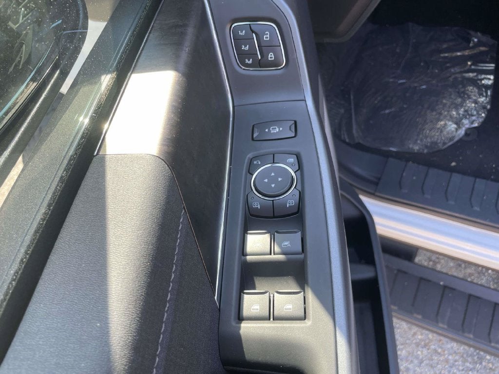 2027 Ford F-250SD Lariat