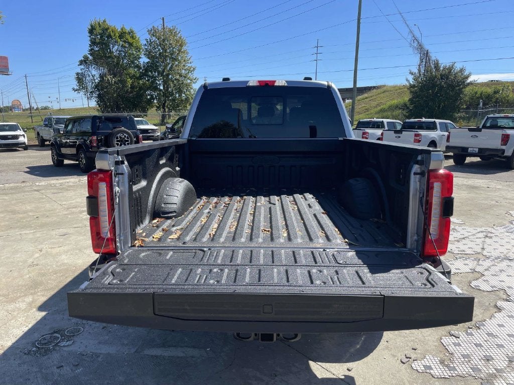 2027 Ford F-250SD XLT