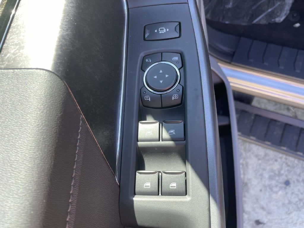 2027 Ford F-250SD XLT