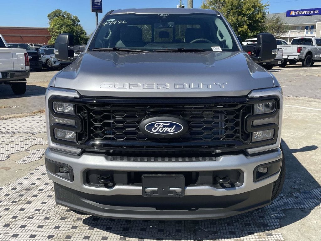2027 Ford F-250SD XLT