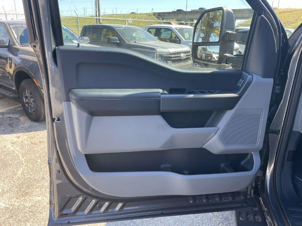 2027 Ford F-250SD XL
