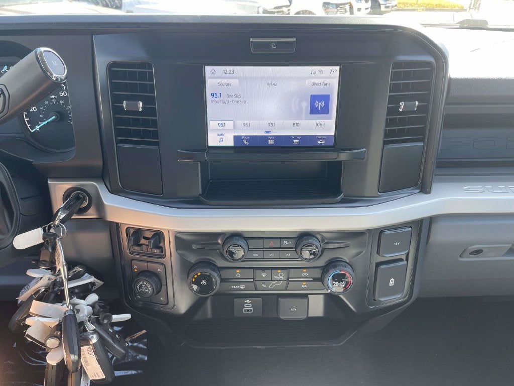 2027 Ford F-250SD XL
