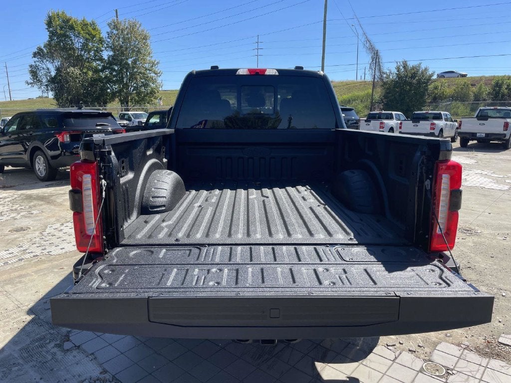 2027 Ford F-250SD XLT