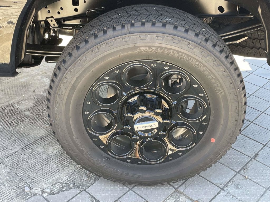 2027 Ford F-250SD XLT