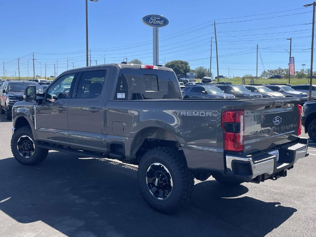 2027 Ford F-250SD XLT