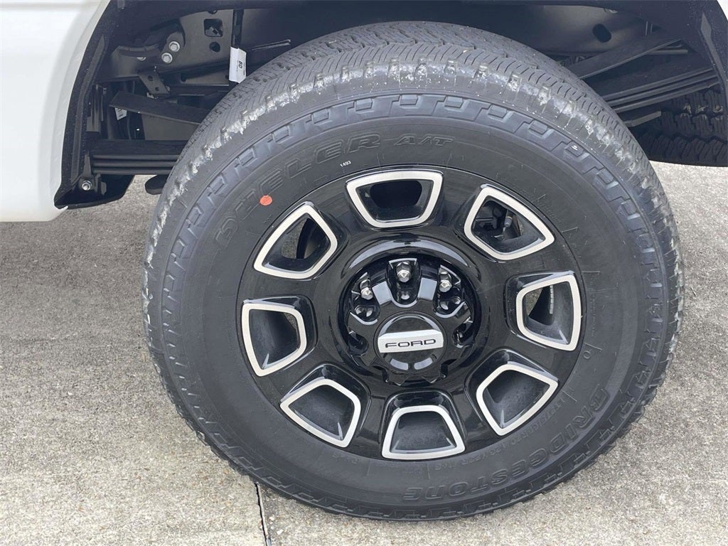 2025 Ford F-350SD Platinum