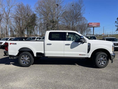 2026 Ford F-350SD Lariat