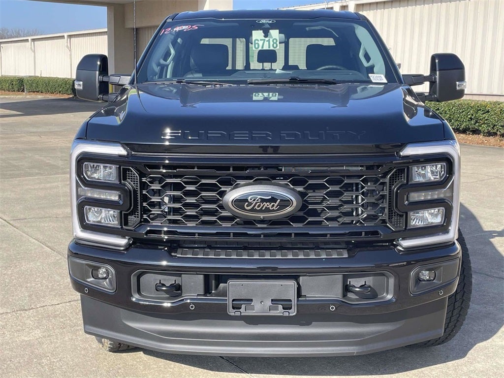 2026 Ford F-350SD Lariat