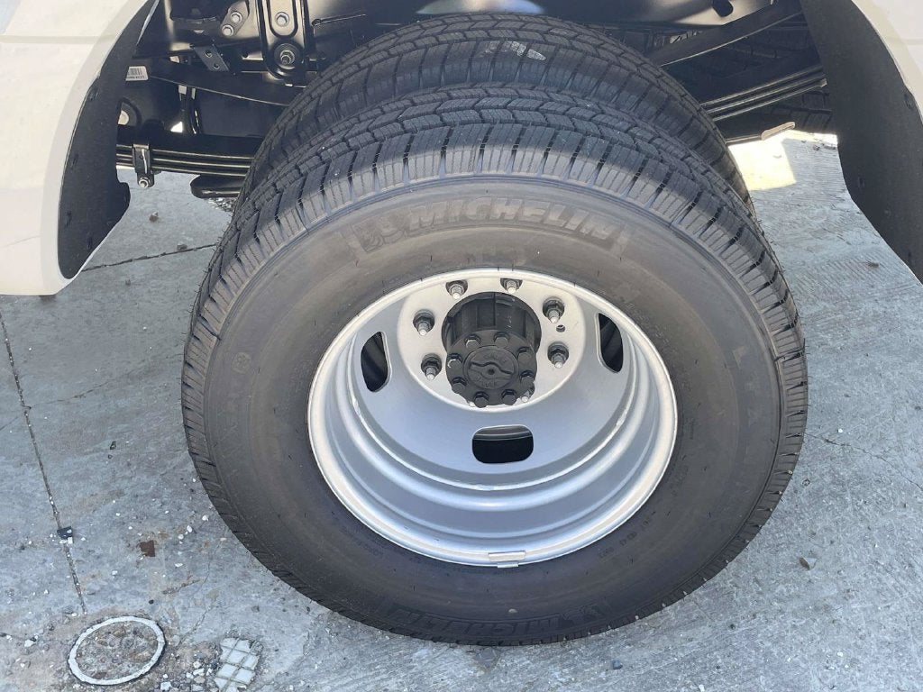 2027 Ford F-350SD XL DRW