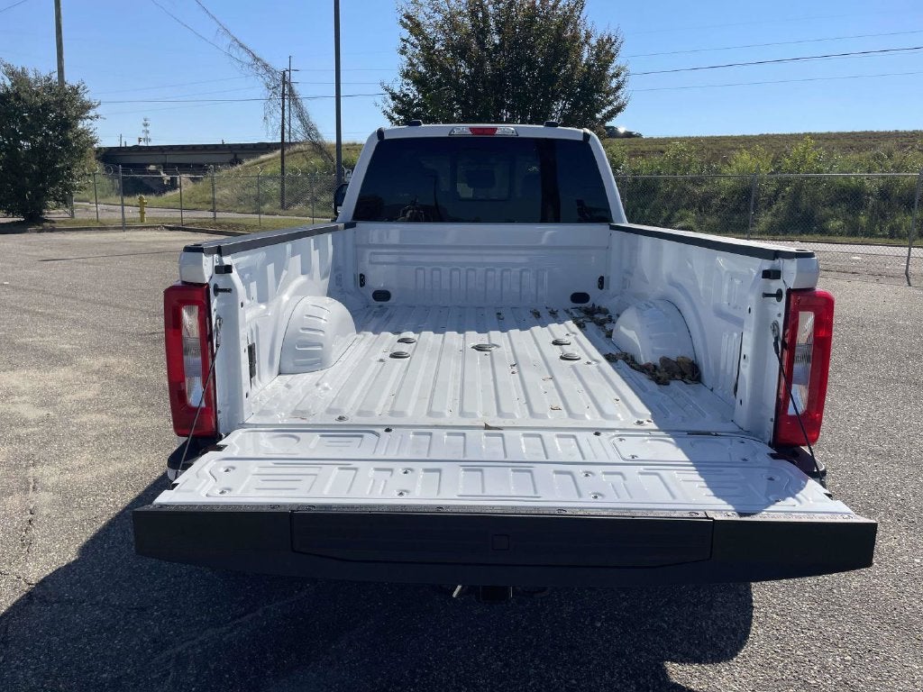 2027 Ford F-350SD XL DRW