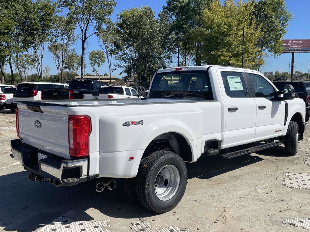 2027 Ford F-350SD XL DRW