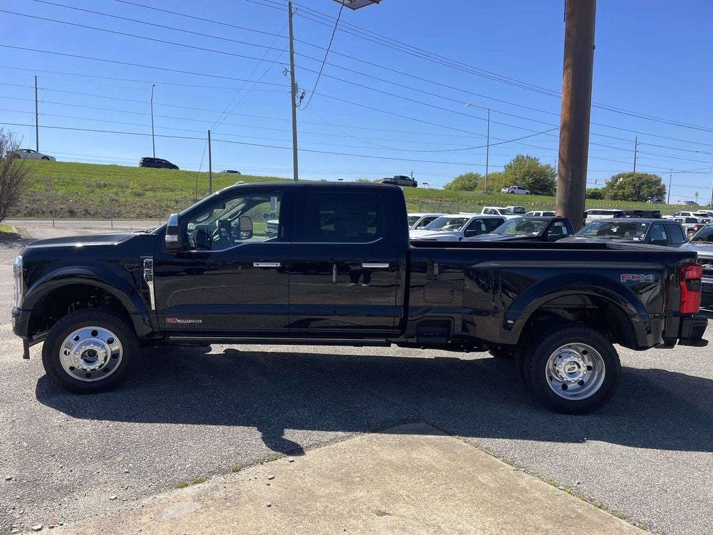 2026 Ford F-450SD Platinum