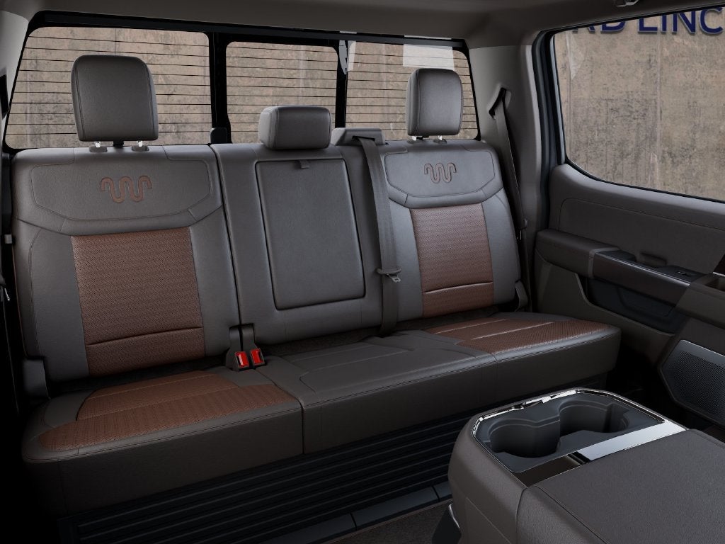 2027 Ford F-450SD King Ranch DRW