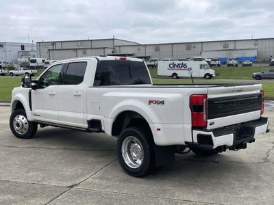 2025 Ford F-450SD Platinum