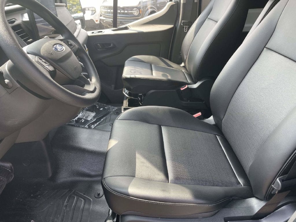 2027 Ford Transit-250 Base