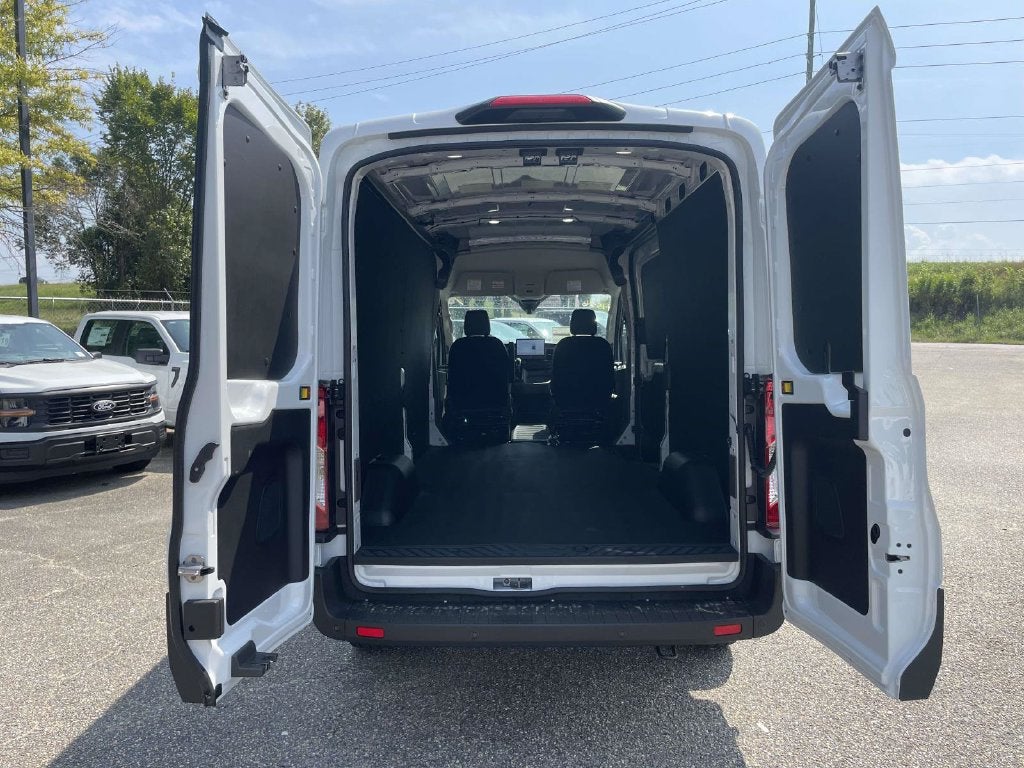 2027 Ford Transit-250 Base