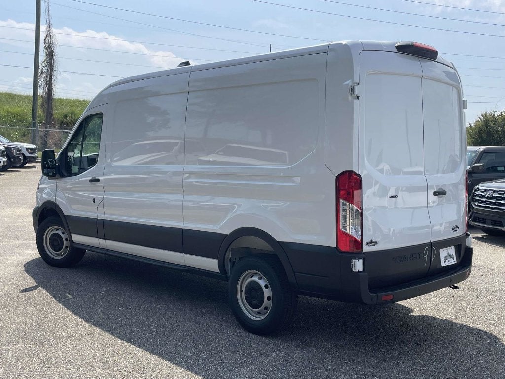 2027 Ford Transit-250 Base