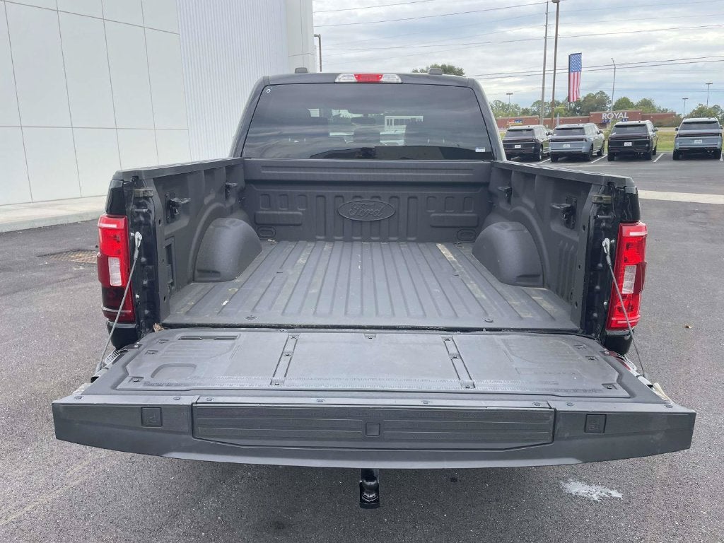 2023 Ford F-150 XL STX