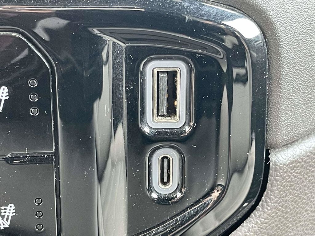 2023 Chevrolet Silverado 1500 LT LT1