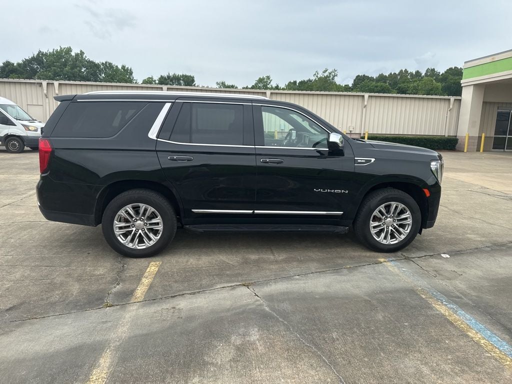 2023 GMC Yukon SLT