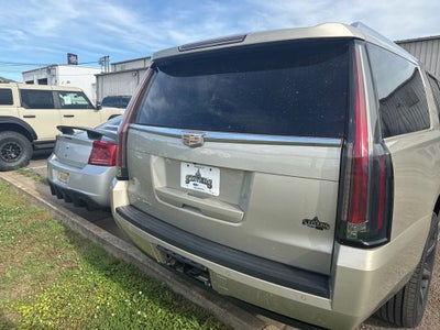 2015 Cadillac Escalade ESV Luxury