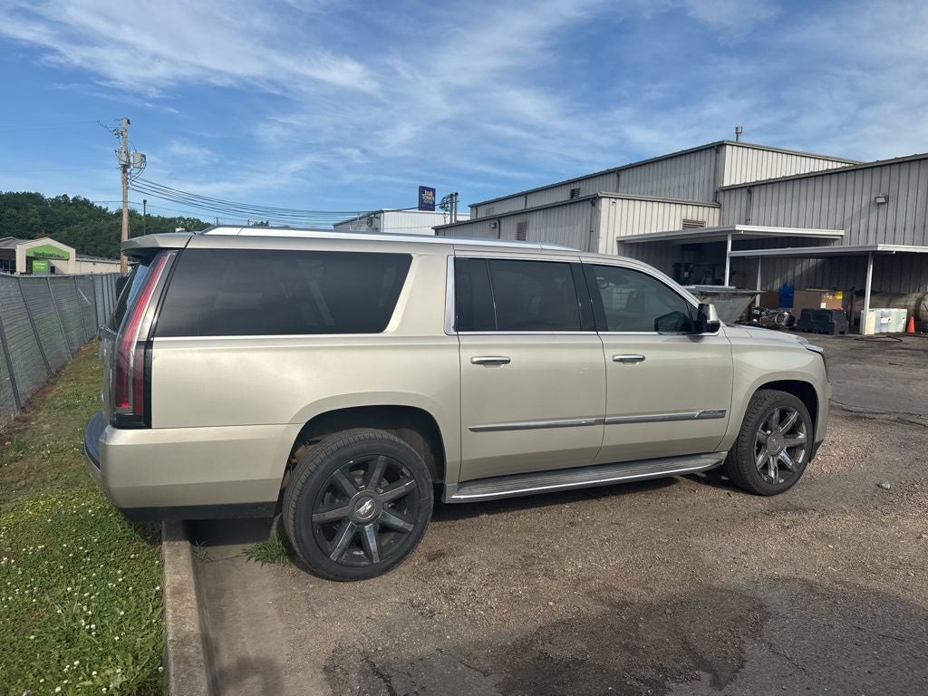 2015 Cadillac Escalade ESV Luxury