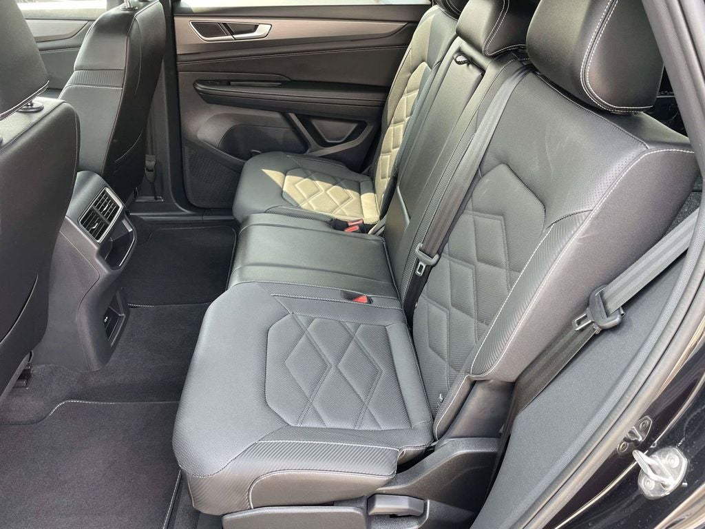 2024 Volkswagen Atlas Cross Sport 2.0T SE