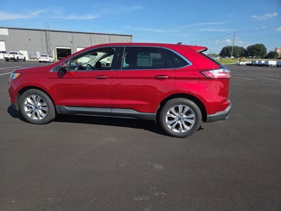 2021 Ford Edge Titanium