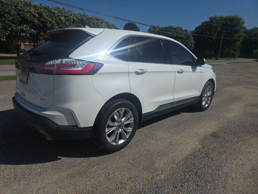 2022 Ford Edge Titanium