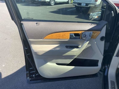 2015 Lincoln MKX Base
